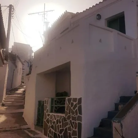 Holiday home Traditional House In Dryopida Dhriopis