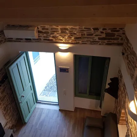 Holiday home Traditional House In Dryopida *